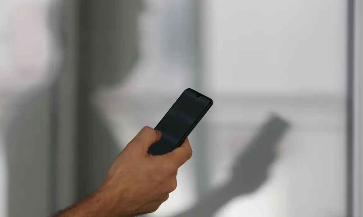 SUS intensifica teleatendimento contra compulsão por jogos e investe em pesquisa