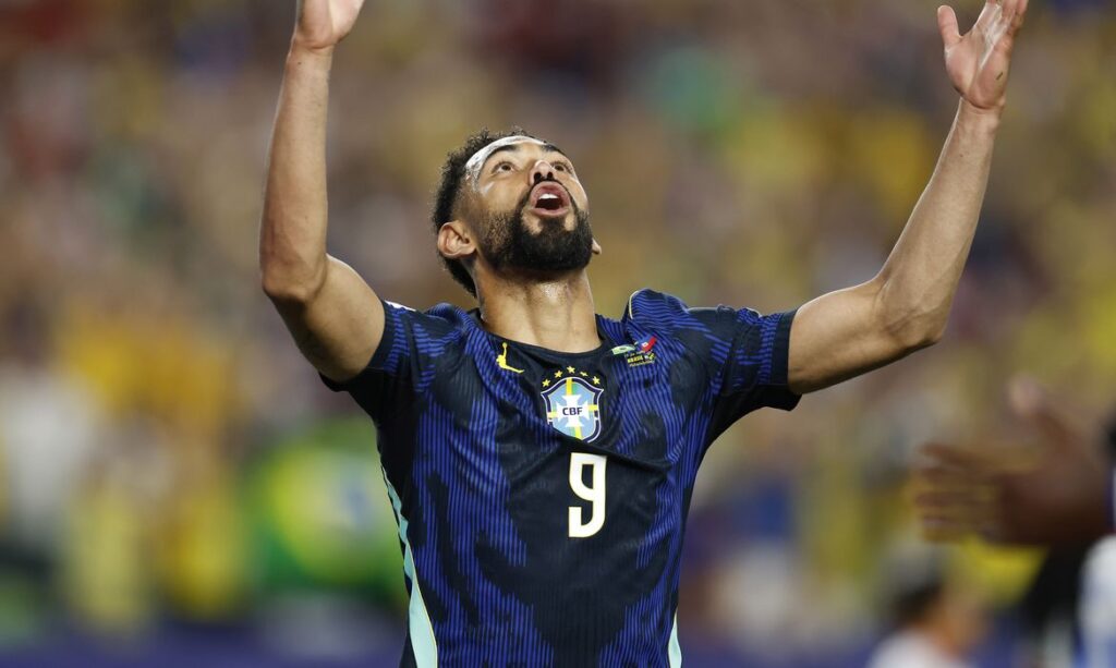 Matheus Cunha brilha na Copa do Mundo e destaca união do elenco brasileiro