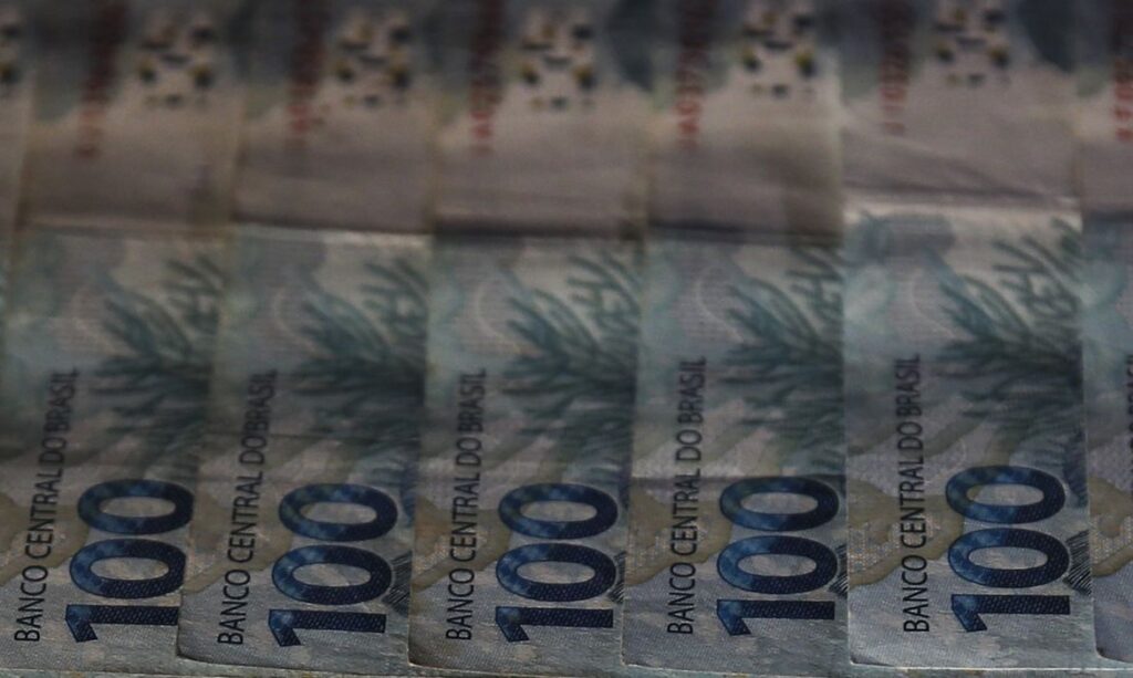 Indústria brasileira aponta redução de impostos e equilíbrio fiscal como prioridades para 2027