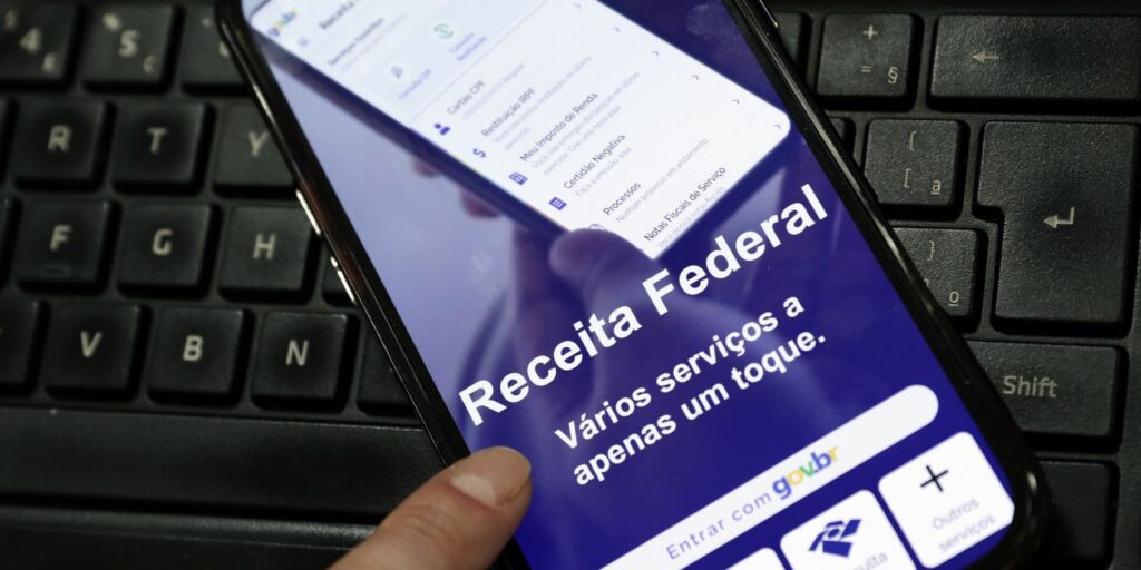 Receita Federal libera consulta ao segundo lote recorde da restituição IRPF 2026