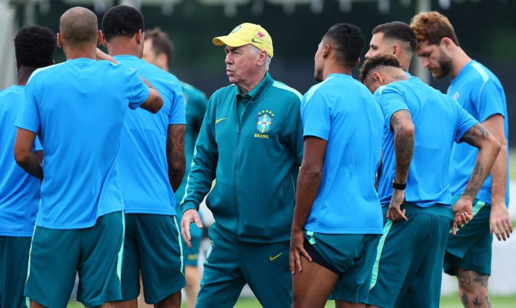Voo da Seleção Brasileira para Miami sofre atraso e altera planejamento para confronto decisivo