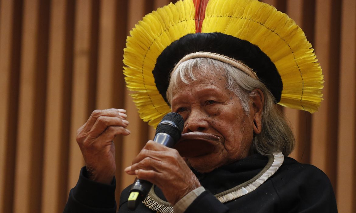 Cacique Raoni apresenta evolução clínica positiva após procedimento cirúrgico