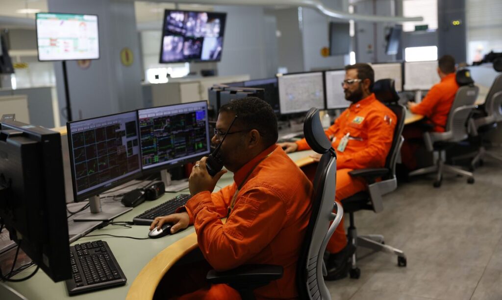 Brasil alcança menor taxa histórica de subutilização da força de trabalho