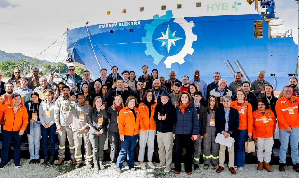 Lula visita estaleiro em Santa Catarina para acompanhar construção de navios da Petrobras