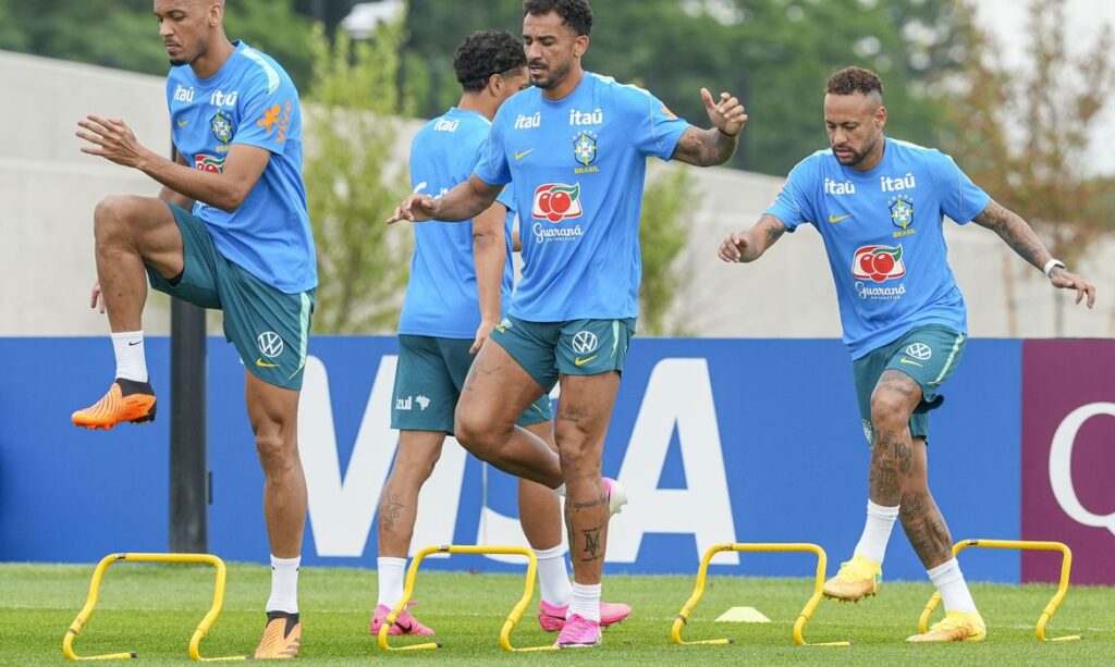 Seleção Brasileira viaja ao Texas para duelo decisivo contra o Japão na Copa