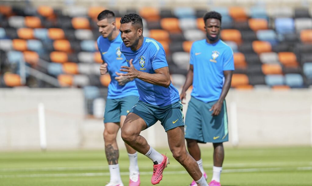 Brasil encerra preparação e foca no Japão para o primeiro mata-mata da Copa
