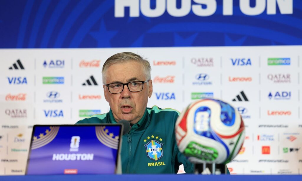 Ancelotti mantém mistério sobre escalação do Brasil para as oitavas de final da Copa