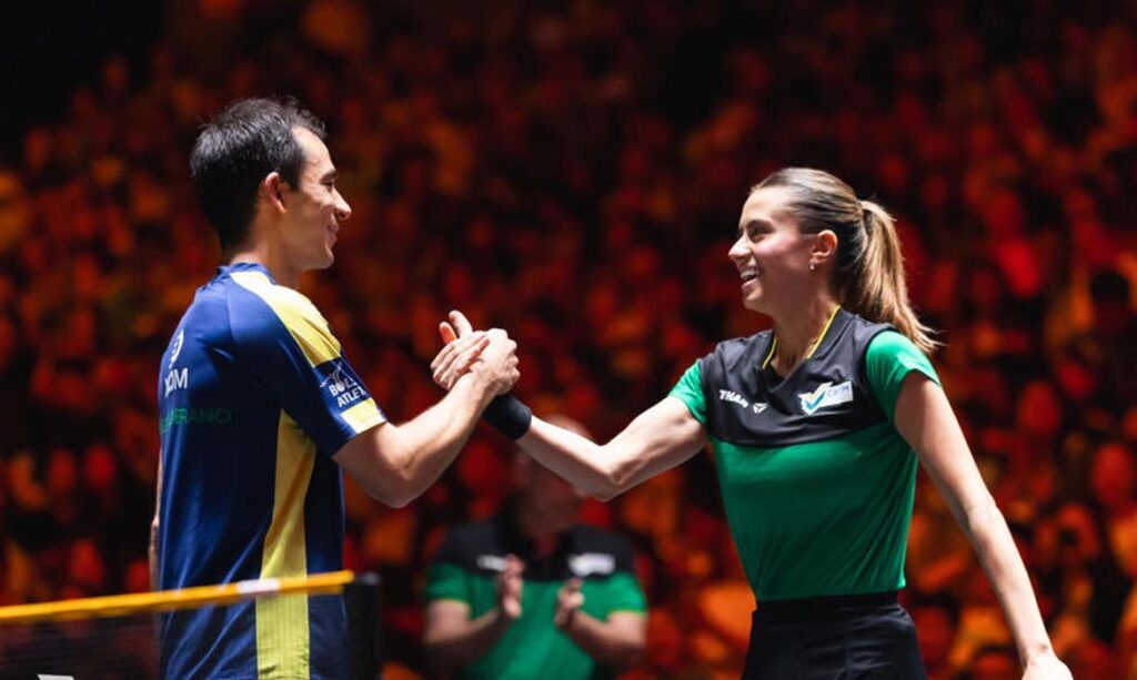 Brasileiros Hugo Calderano e Bruna Takahashi chegam à final do WTT Star Contender em São Paulo