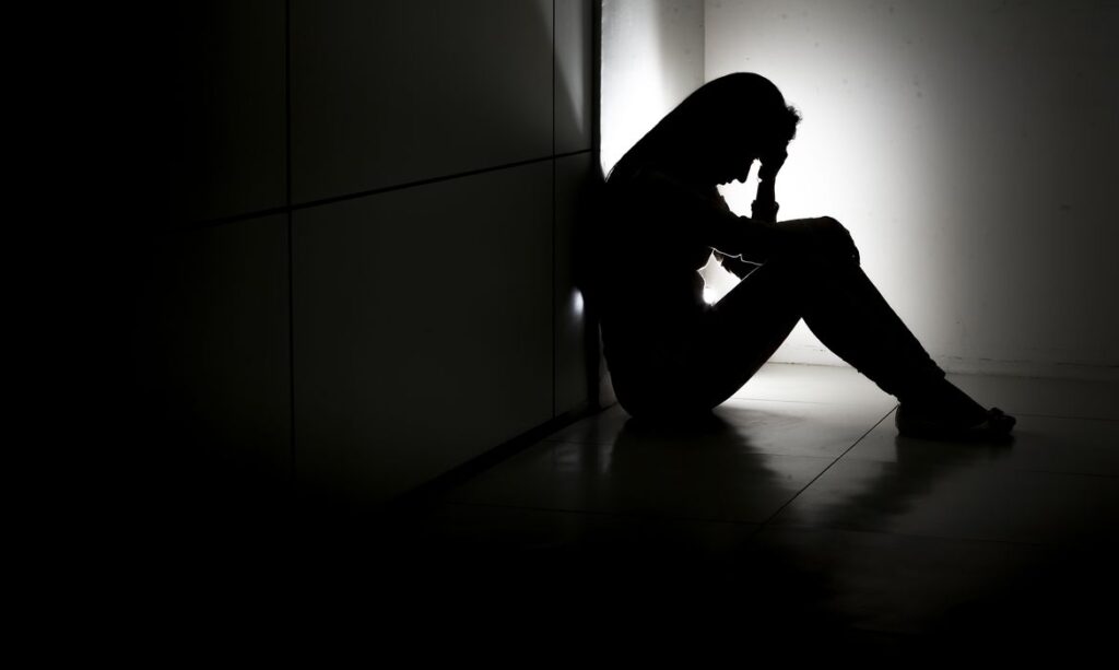 Estudo inova ao mostrar como dor crônica pode ser chave na depressão resistente