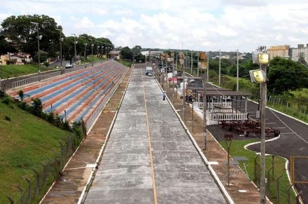 Futuro incerto: Sambódromo de Bauru sem verba para reforma adia retorno do Carnaval 2027