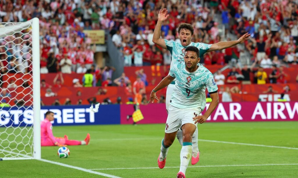 Portugal garante vaga nas oitavas da Copa em virada dramática contra a Croácia