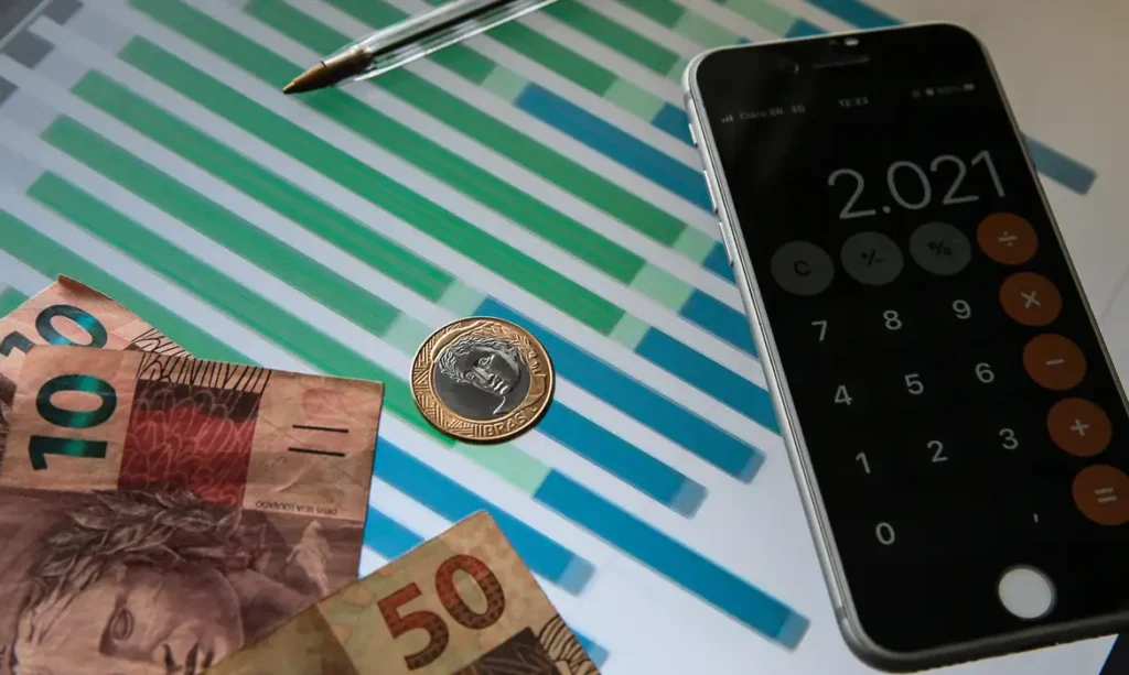 Expectativa de inflação para 2026 recua após meses, aponta Boletim Focus