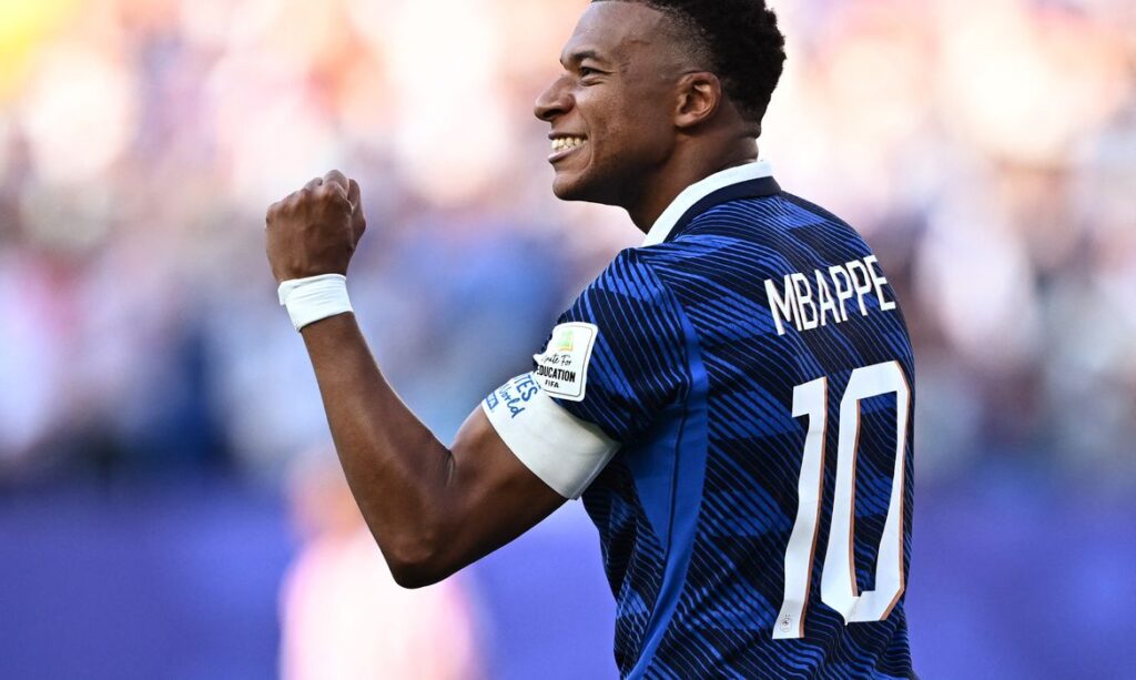 Copa do Mundo 2026: gigantes caem, surpresas brilham e polêmicas marcam o torneio