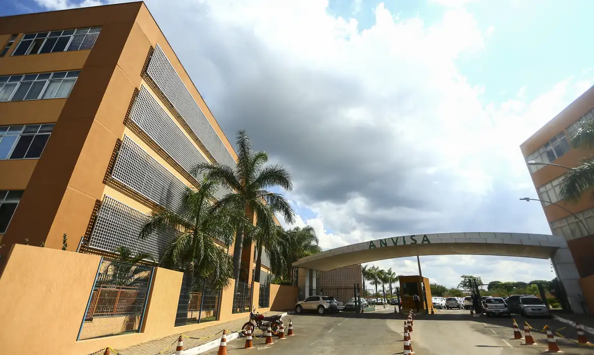 Anvisa apreende Mounjaro falsificado e proíbe venda de produtos sem registro