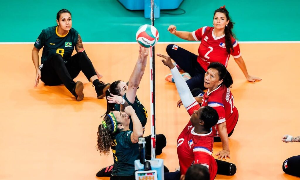 Brasil segue invicto e enfrenta as oitavas no Mundial de vôlei sentado