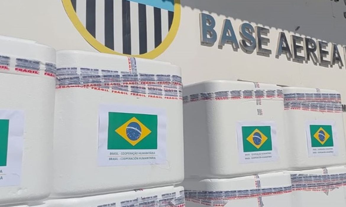 Brasil destina 690 mil vacinas à Venezuela para auxiliar vítimas de terremotos