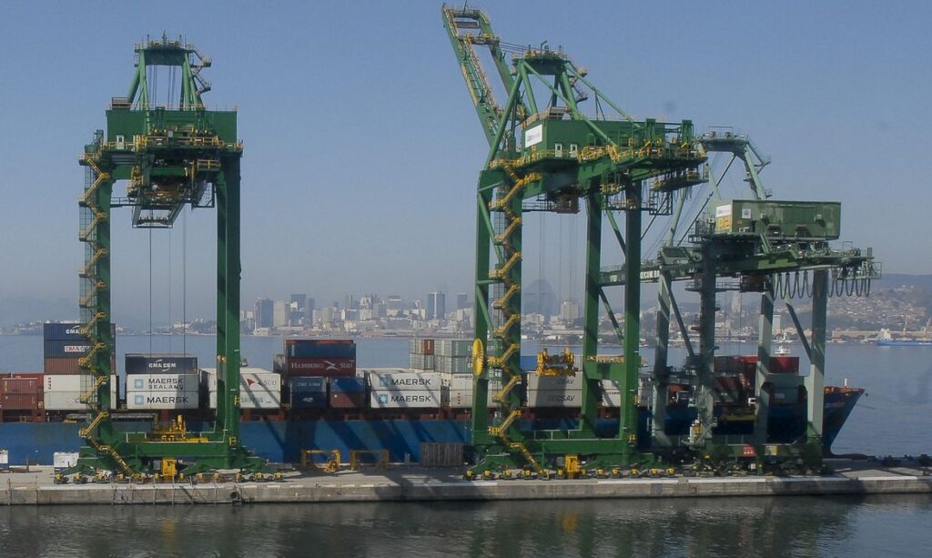 Tarifa dos Estados Unidos sobre etanol brasileiro terá impacto limitado na economia nacional