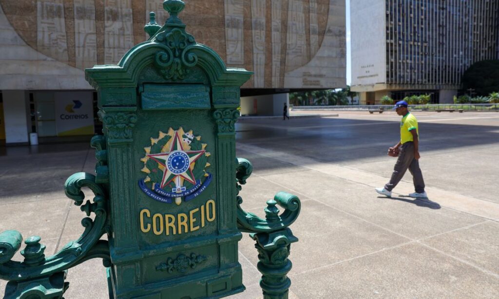 TCU alerta para risco fiscal dos Correios e cobra compensação por serviço universal