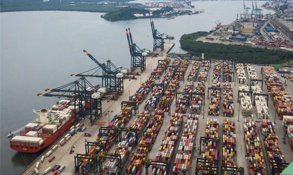 Brasil reage a novas tarifas dos EUA e ministro promete medidas de reciprocidade