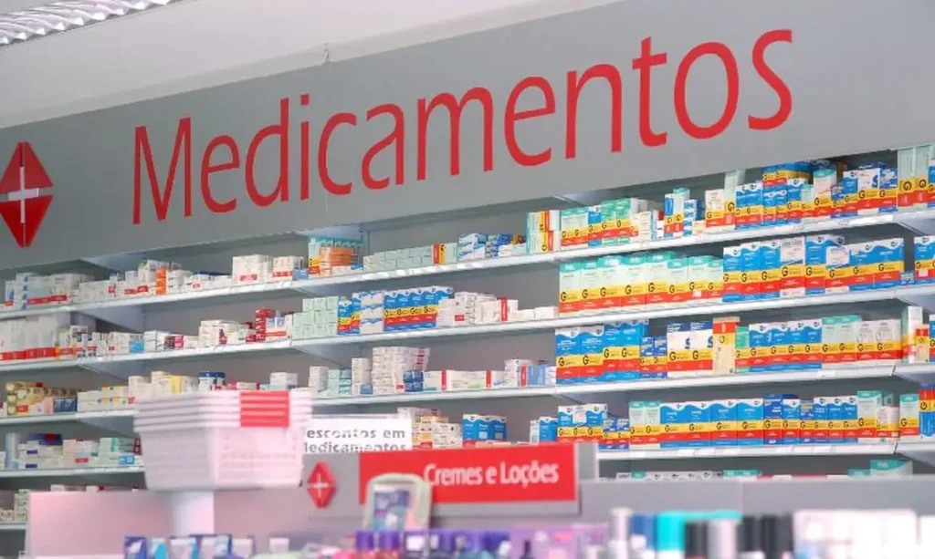 Farmácia Popular avalia expansão para incluir exames e testes rápidos