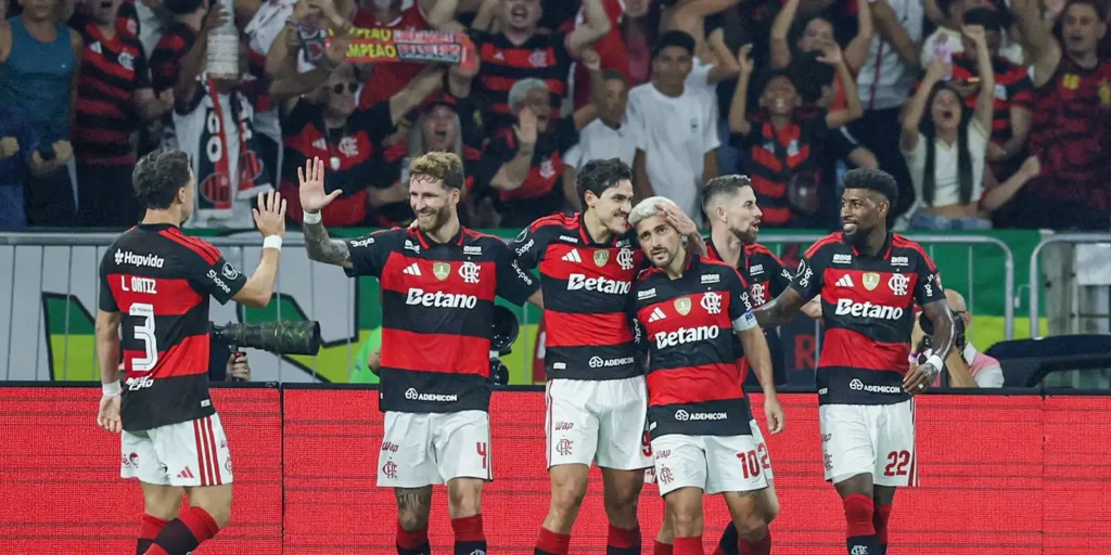 Flamengo avança na Libertadores e mantém viva a busca pelo pentacampeonato