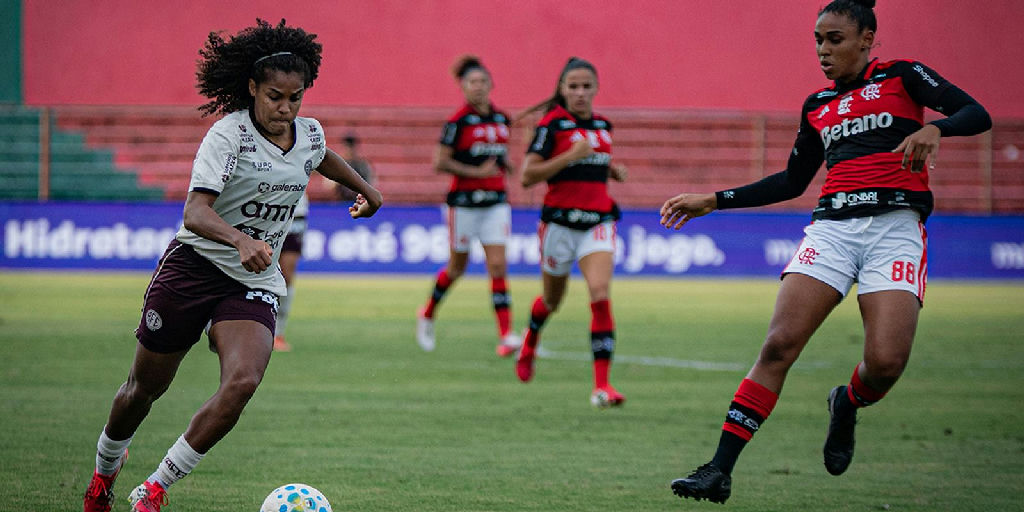 Flamengo supera Ferroviária e abre vantagem nas quartas do Brasileirão Feminino