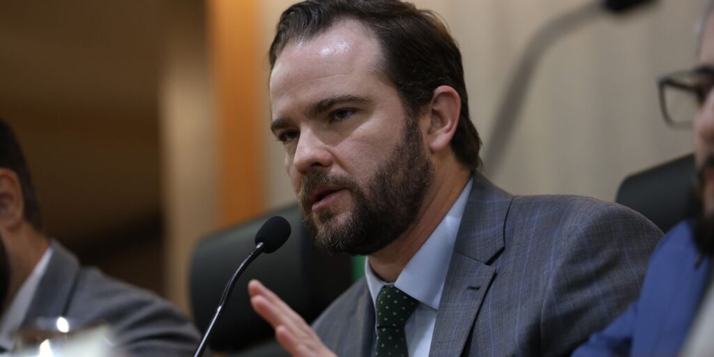 Ministro da Fazenda mediará reestruturação de dívida bilionária do Rio de Janeiro