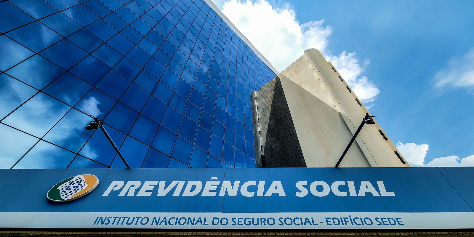 Novas regras do INSS: saiba quais doenças isentam da carência para auxílios e aposentadorias
