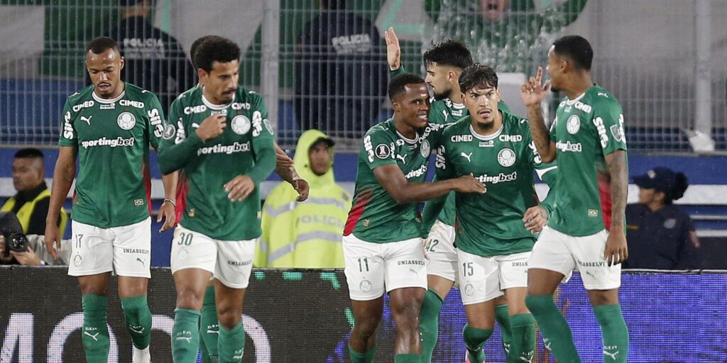 Palmeiras avança às quartas da Libertadores com vitória crucial no Paraguai