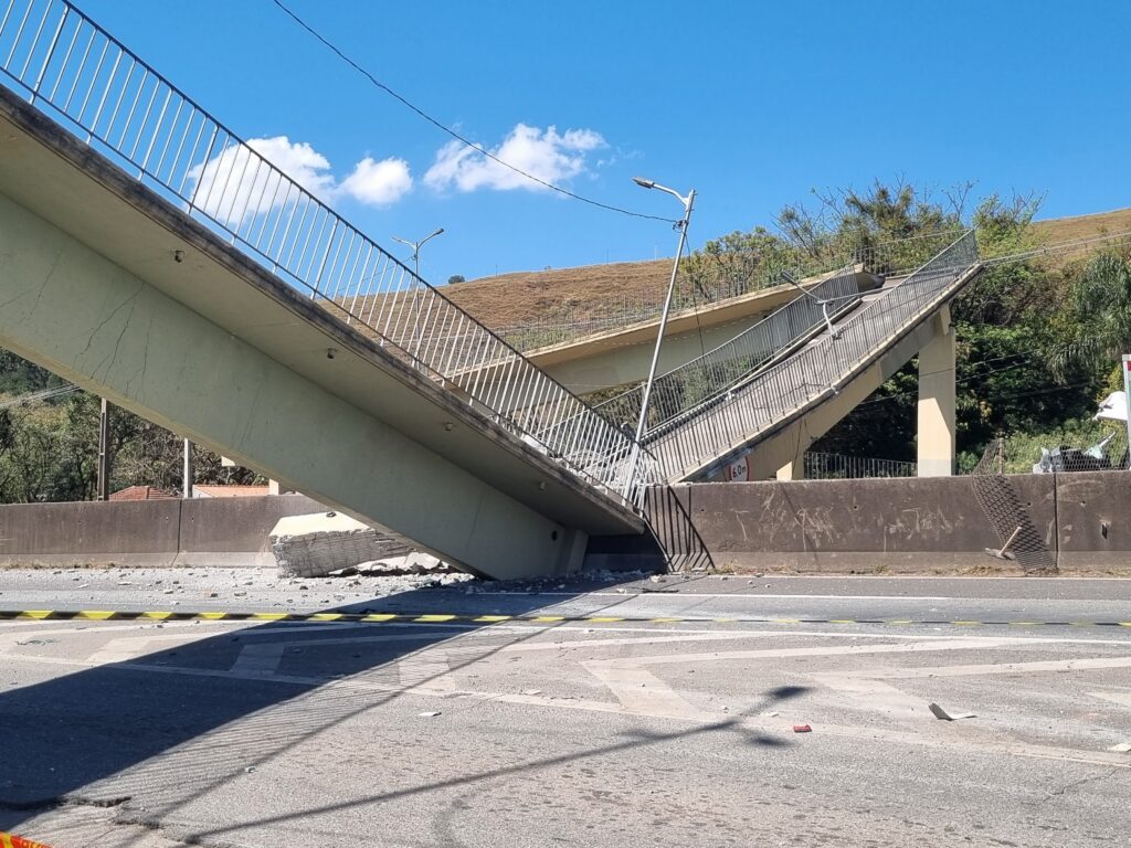 Passarela na Fernão Dias: motorista envolvido em acidente fatal vai a audiência de custódia