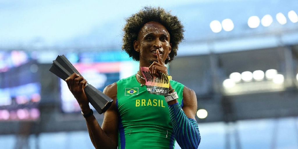 Alison dos Santos consagra hegemonia nos 400m com barreiras e vence Mundial Ultimate em Budapeste