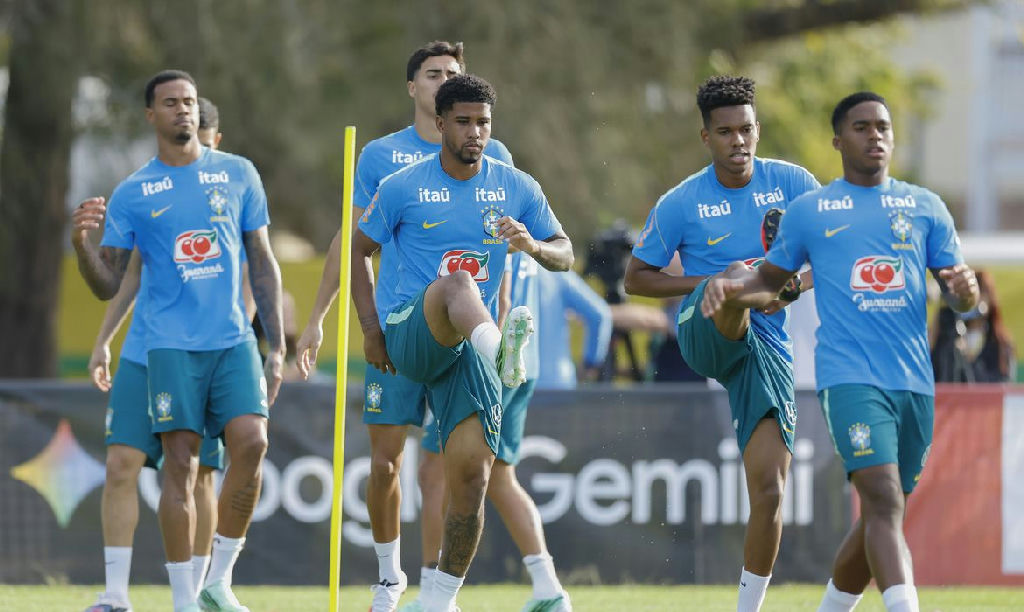 Ancelotti comanda primeiro treino completo da seleção brasileira em solo australiano