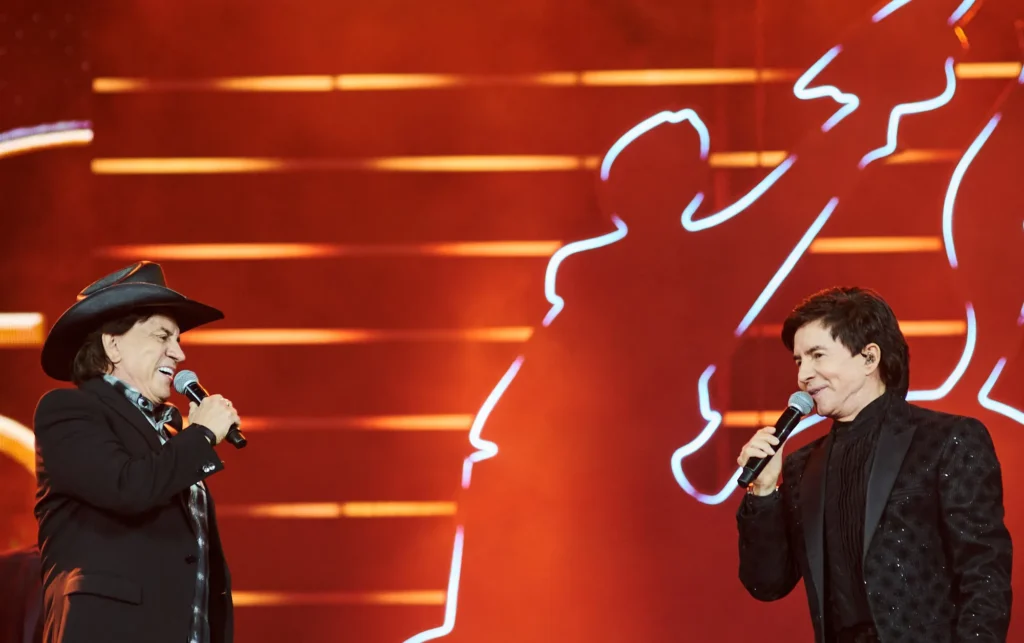 Chitãozinho e Xororó marcam história com estreia no palco do Rock in Rio