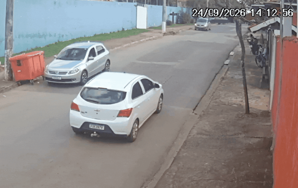 Fuga ousada de caminhonete em Sorocaba culmina em baleamento após ataque a policiais