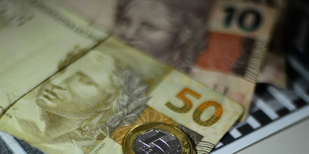Ibc-br: atividade econômica tem leve recuo em julho, mas avanço anual persiste