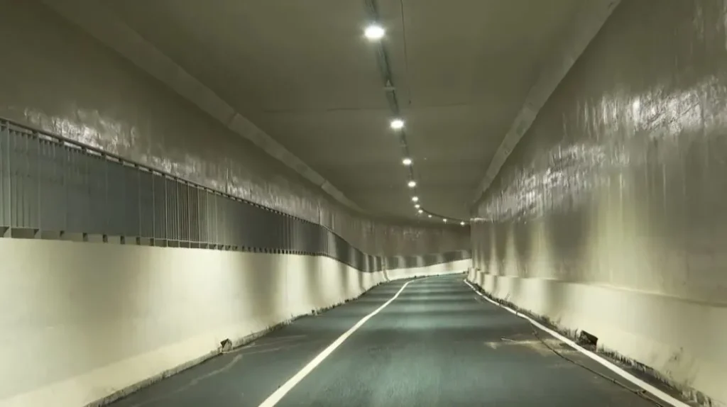 Manutenção e drenagem de água provocam interdição de túnel entre avenidas em Ribeirão Preto