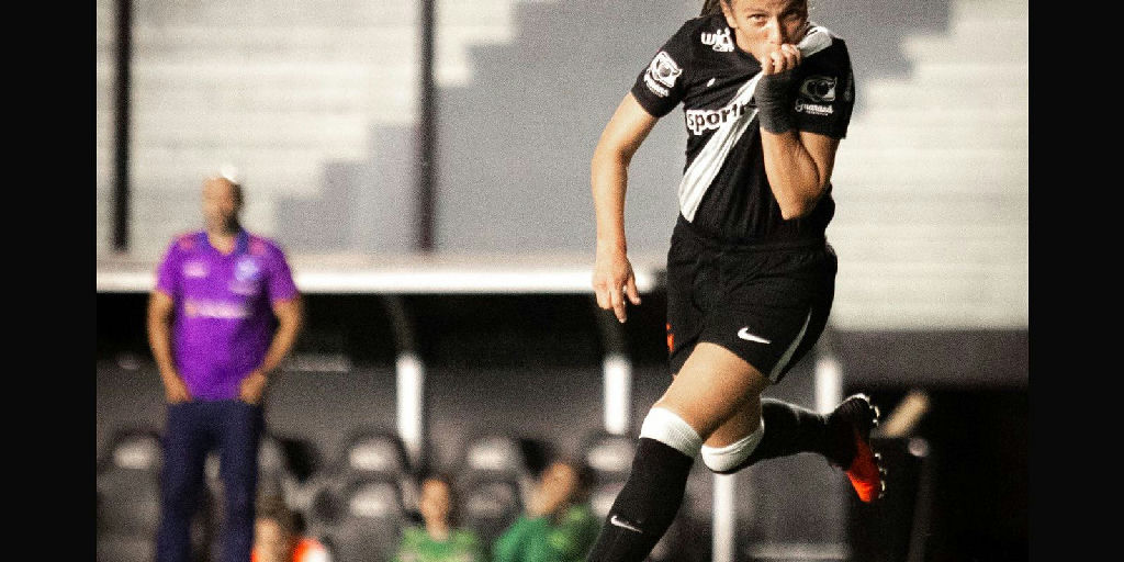 Vasco e Atlético-pi disputam nesta segunda-feira a classificação para a final do Brasileirão a2