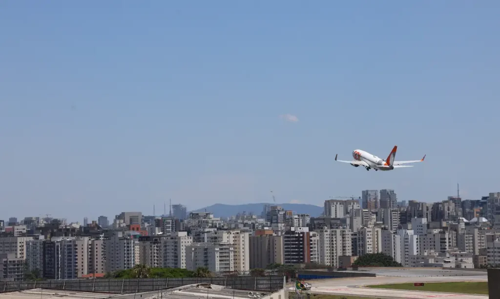 Congonhas adota critérios mais duros para voos executivos e táxis-aéreos