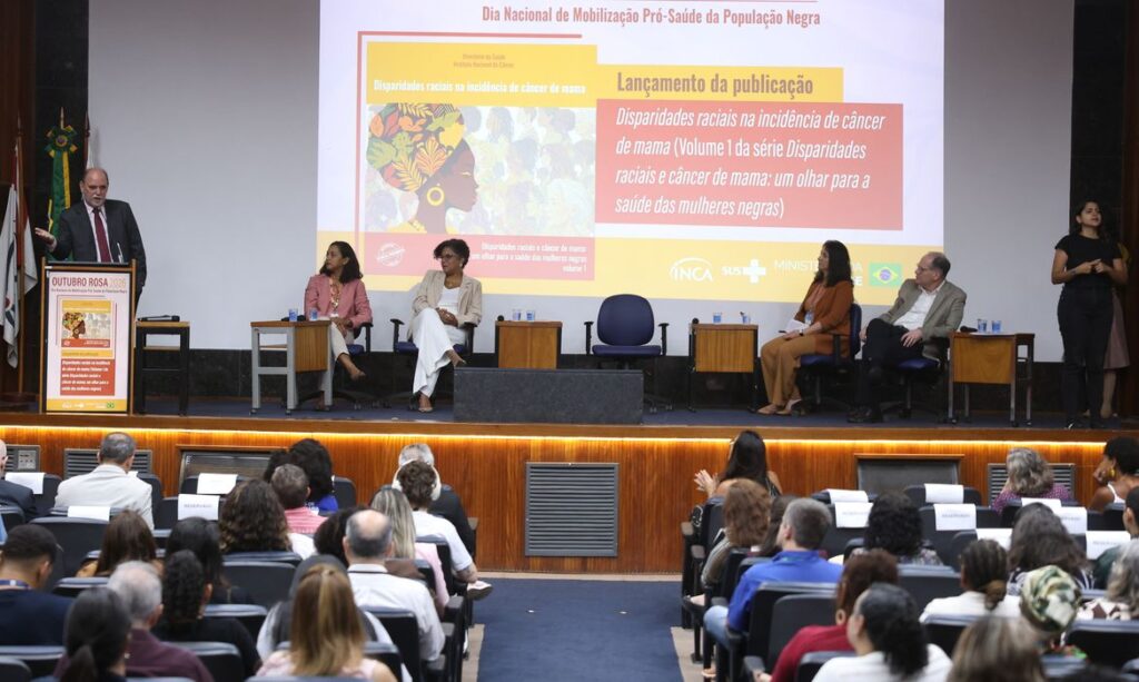 Estudo aponta que mulheres negras enfrentam maior mortalidade por câncer de mama no Brasil