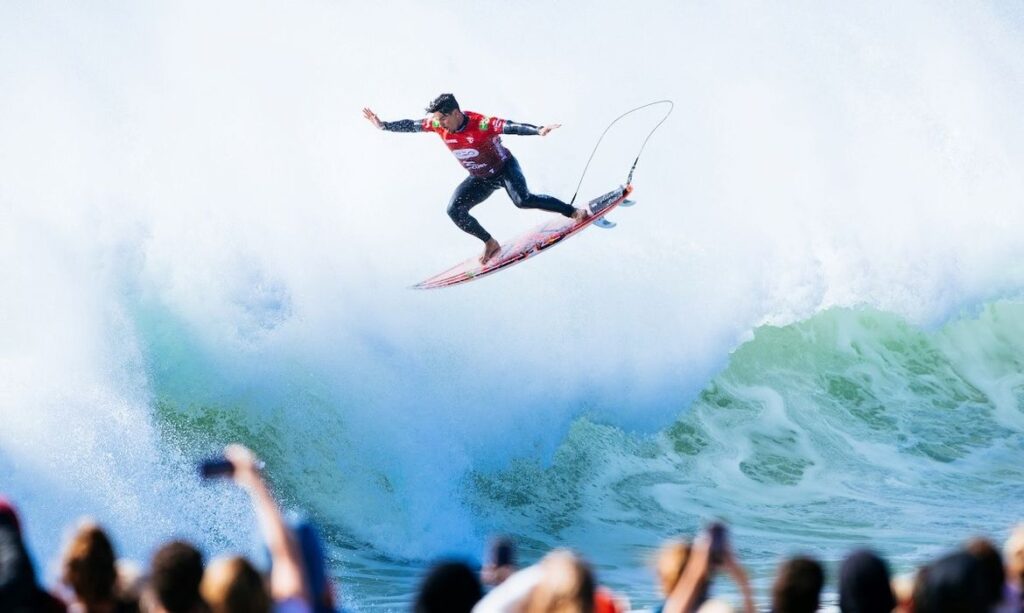 Gabriel Medina conquista vice-campeonato em Peniche e avança no ranking mundial