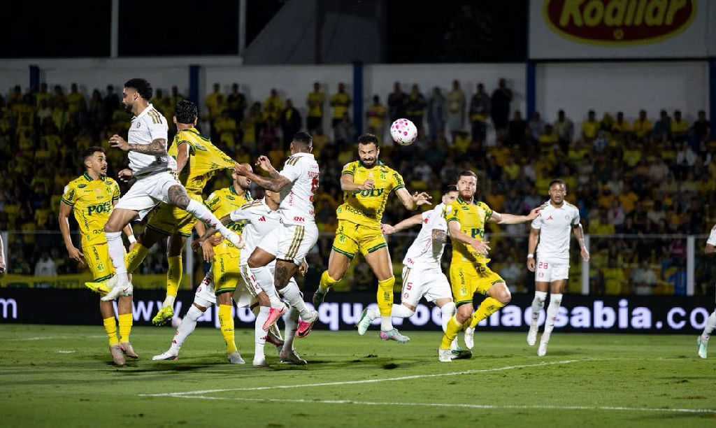 Mirassol bate o Internacional e ganha fôlego na luta contra o rebaixamento