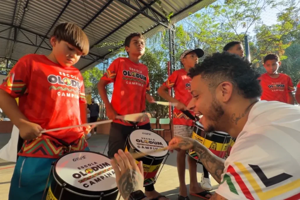 Música e cidadania: como a Escola Olodum impulsiona o futuro de jovens na periferia de Campinas