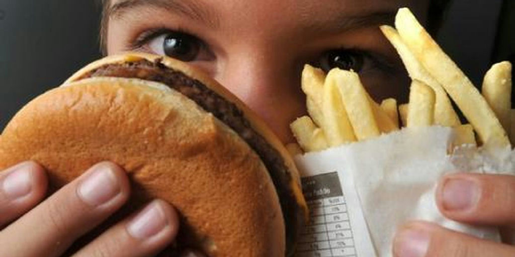 OMS publica guia inédito para conter avanço da obesidade infantil