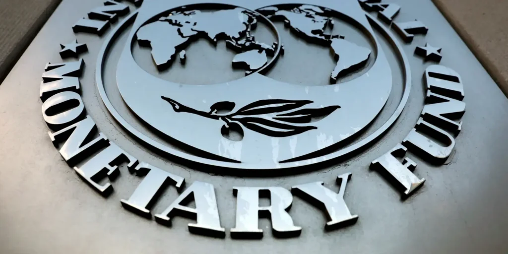 PIB do Brasil deve crescer 2,2% em 2026, segundo o FMI