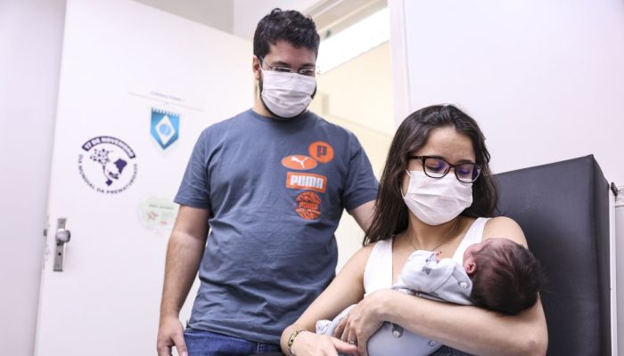 Agosto Dourado impulsiona debate sobre aleitamento materno e saúde infantil no Brasil
