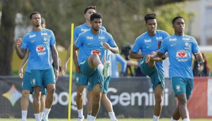 Ancelotti comanda primeiro treino completo da seleção brasileira em solo australiano