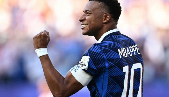 Ataques racistas marcam um quinto das ofensas online na Copa do Mundo, aponta FIFA