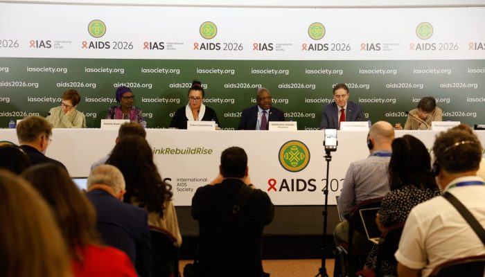 Avanços contra o HIV são ameaçados por falta de recursos globais