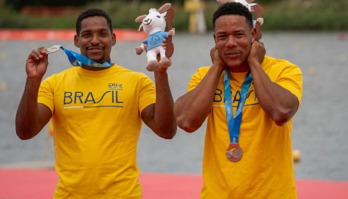 Brasil conquista prata com Jacky Godmann e Gabriel Nascimento no Mundial de Canoagem