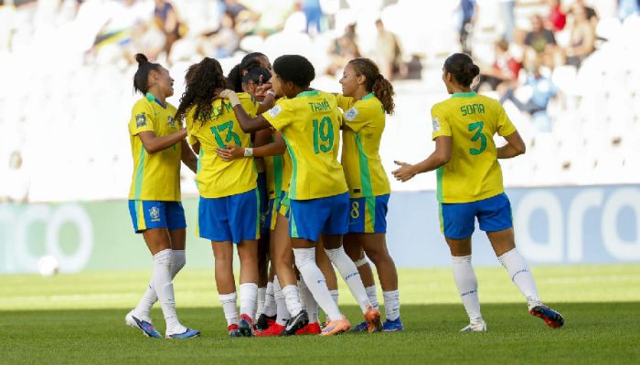 Brasil supera Estados Unidos nos pênaltis e avança às quartas da Copa Feminina Sub-20